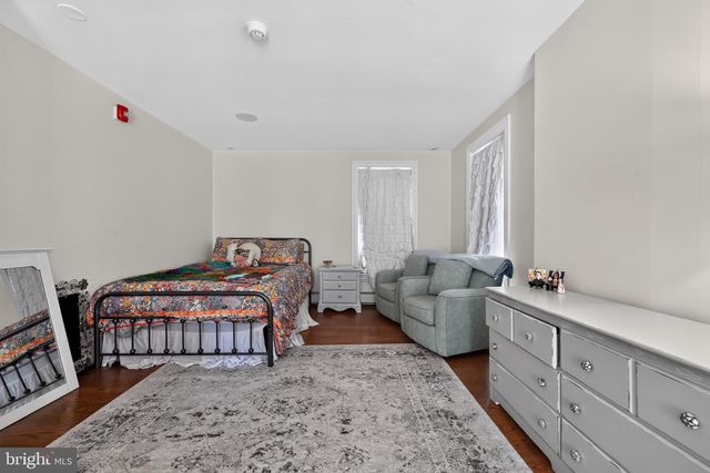 255 S STATE ST, Newtown, PA 18940