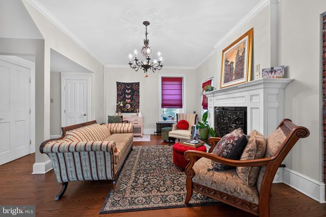 255 S STATE ST, Newtown, PA 18940