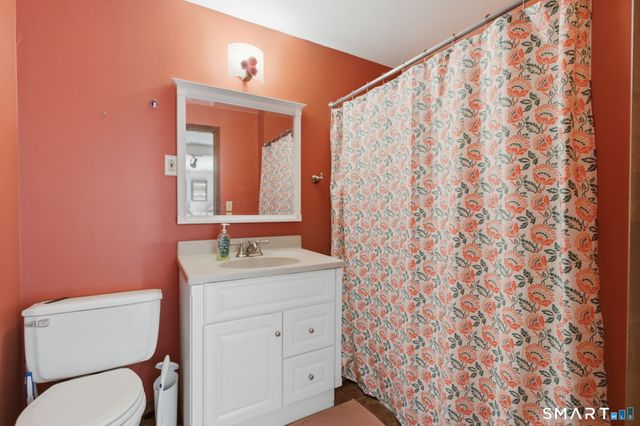 17 Rutherford Street, New Britain, CT 06051