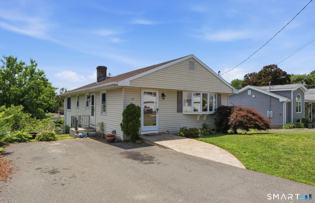 17 Rutherford Street, New Britain, CT 06051