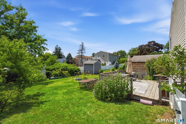 17 Rutherford Street, New Britain, CT 06051