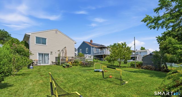 17 Rutherford Street, New Britain, CT 06051