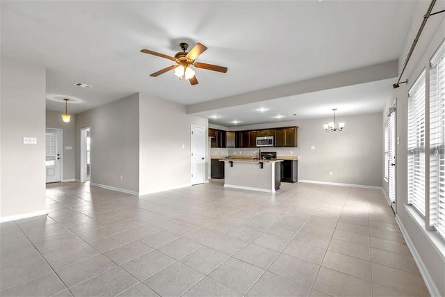 1903 Calvin Ct, Lake Charles, LA 70607