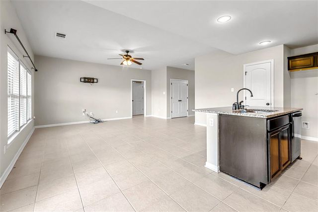1903 Calvin Ct, Lake Charles, LA 70607