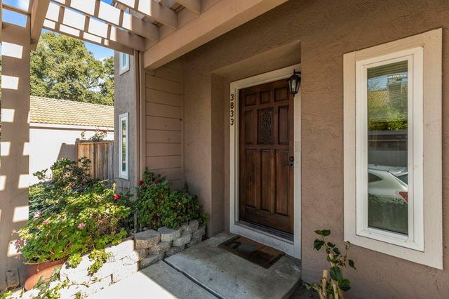 3833 Burton Cmn, Fremont, CA 94536
