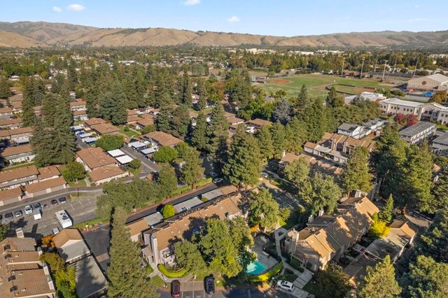 3833 Burton Cmn, Fremont, CA 94536