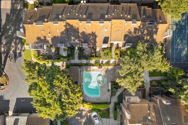 3833 Burton Cmn, Fremont, CA 94536