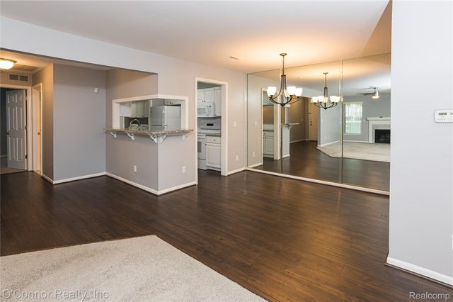 56242 Troon N, Shelby Charter Township, MI 48316