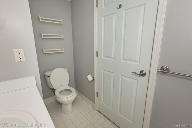 56242 Troon N, Shelby Charter Township, MI 48316