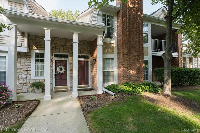 56242 Troon N, Shelby Charter Township, MI 48316
