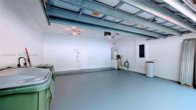 2151 NE 37th Ter, Homestead, FL 33033