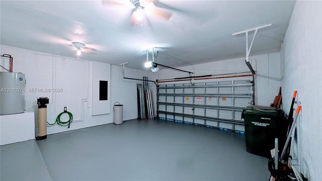 2151 NE 37th Ter, Homestead, FL 33033