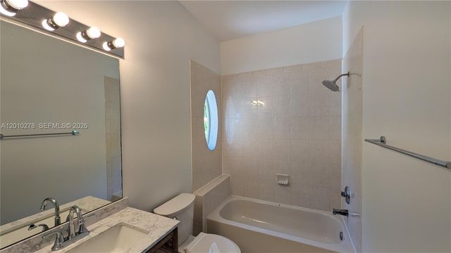 2151 NE 37th Ter, Homestead, FL 33033