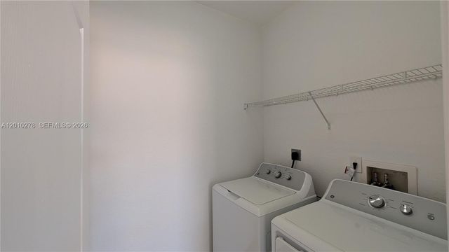 2151 NE 37th Ter, Homestead, FL 33033
