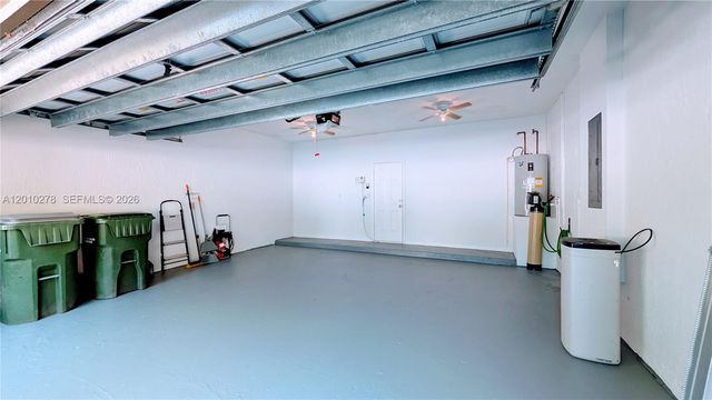 2151 NE 37th Ter, Homestead, FL 33033