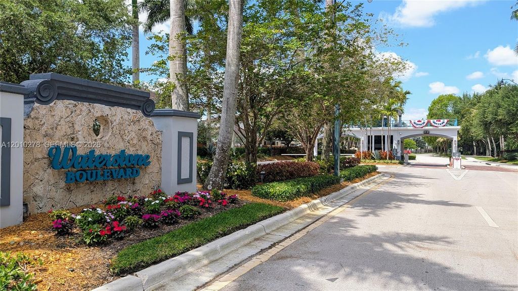 2151 NE 37th Ter, Homestead, FL 33033