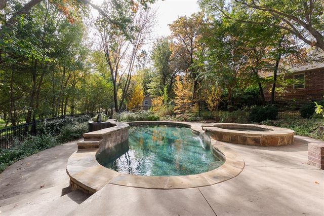 1124 Caines Hill Road, Edmond, OK 73034