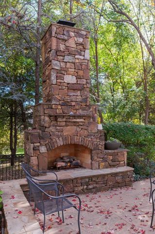 1124 Caines Hill Road, Edmond, OK 73034