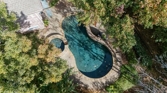 1124 Caines Hill Road, Edmond, OK 73034