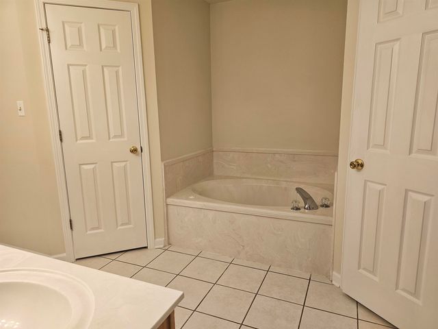 303 ROLLING MEADOW DR, Drummonds, TN 38023