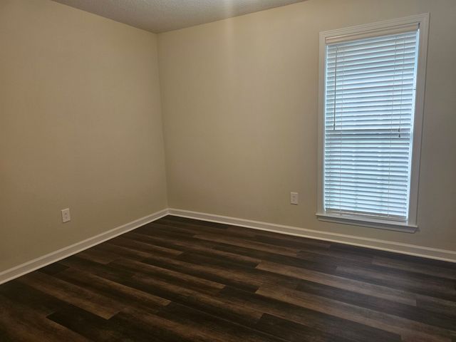 303 ROLLING MEADOW DR, Drummonds, TN 38023