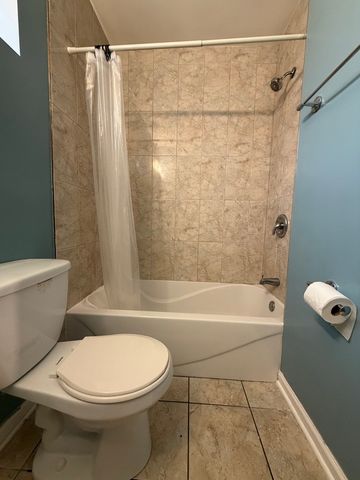 2008 W 23rd Street 1R, Chicago, IL 60608