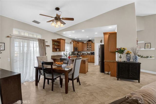 11380 Rochester, Phelan, CA 92371