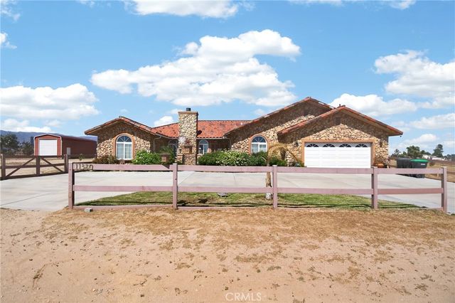 11380 Rochester, Phelan, CA 92371