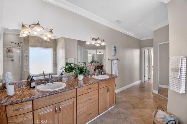 11380 Rochester, Phelan, CA 92371