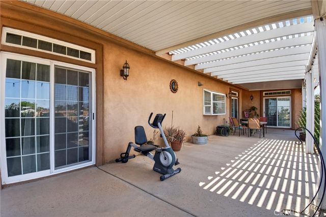 11380 Rochester, Phelan, CA 92371