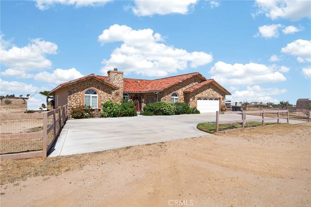 11380 Rochester, Phelan, CA 92371