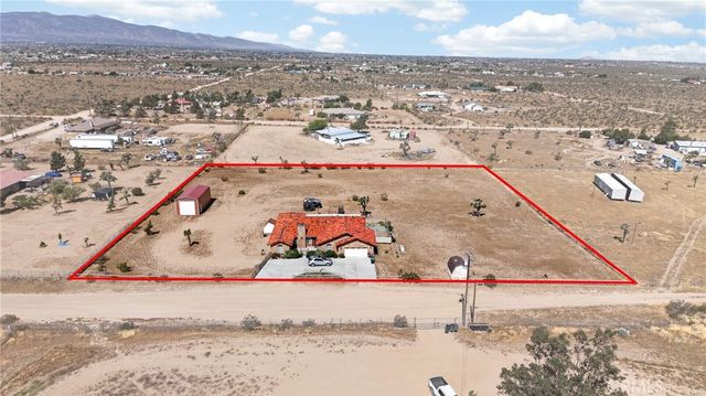 11380 Rochester, Phelan, CA 92371