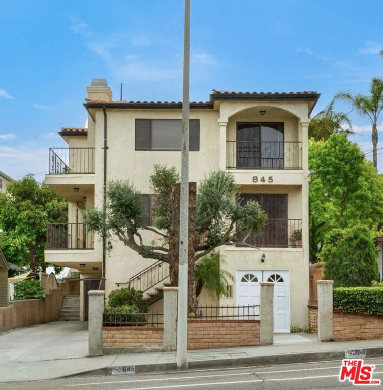 845 W 19th Street 1, San Pedro, CA 90731