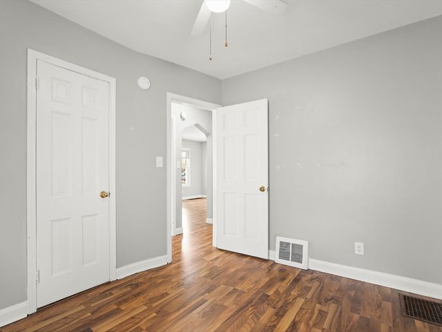 3447 Broadway, Rockford, IL 61108