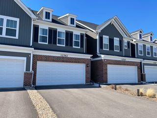 12762 S Nicholas Drive E, Plainfield, IL 60585