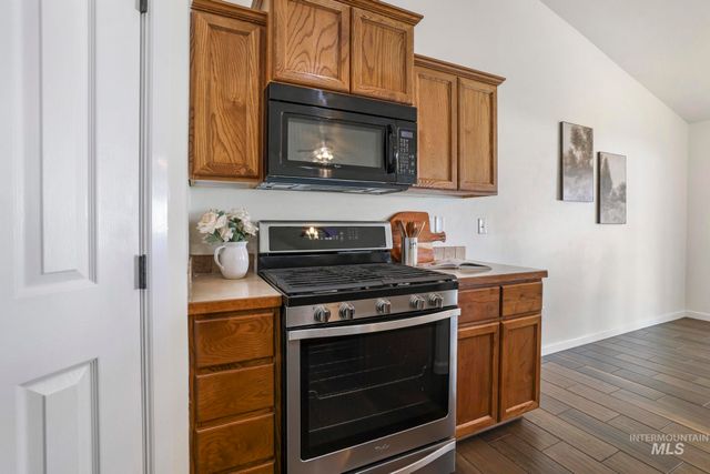 1021 Glen Eagle Dr, Jerome, ID 83338