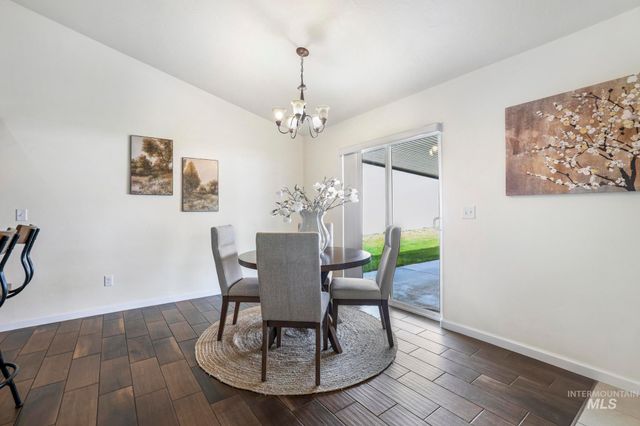 1021 Glen Eagle Dr, Jerome, ID 83338