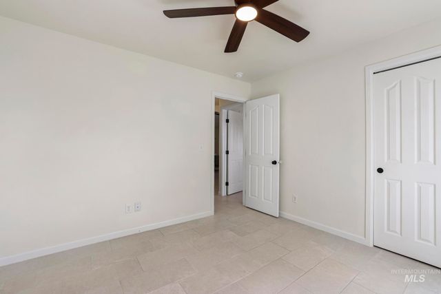 1021 Glen Eagle Dr, Jerome, ID 83338