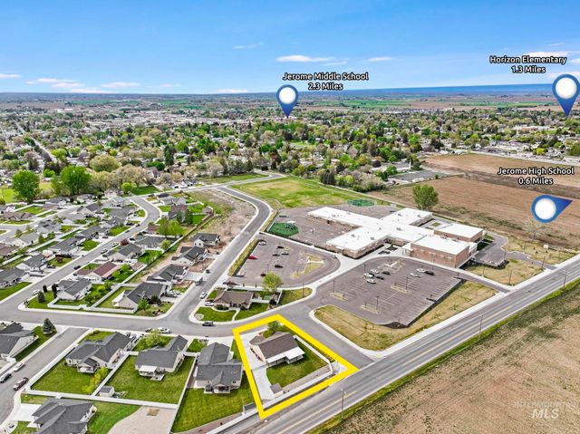 1021 Glen Eagle Dr, Jerome, ID 83338