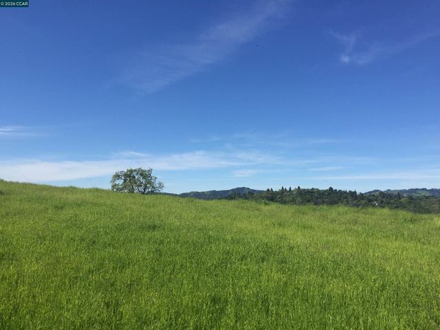 1240 Monticello Rd., Lafayette, CA 94549