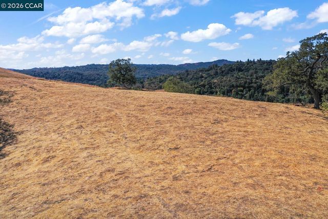 1240 Monticello Rd., Lafayette, CA 94549