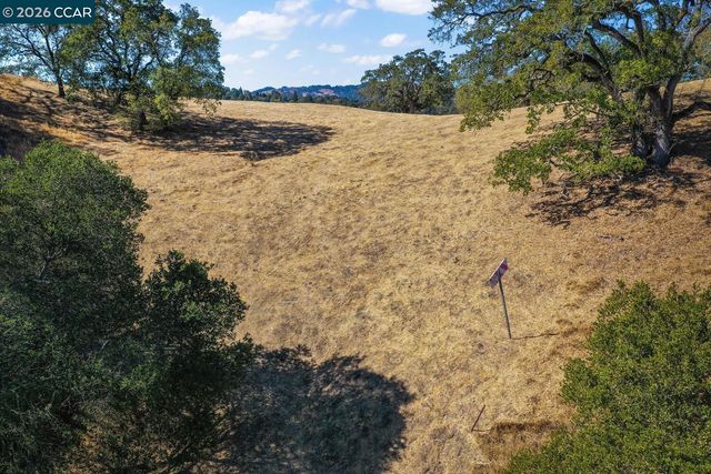 1240 Monticello Rd., Lafayette, CA 94549