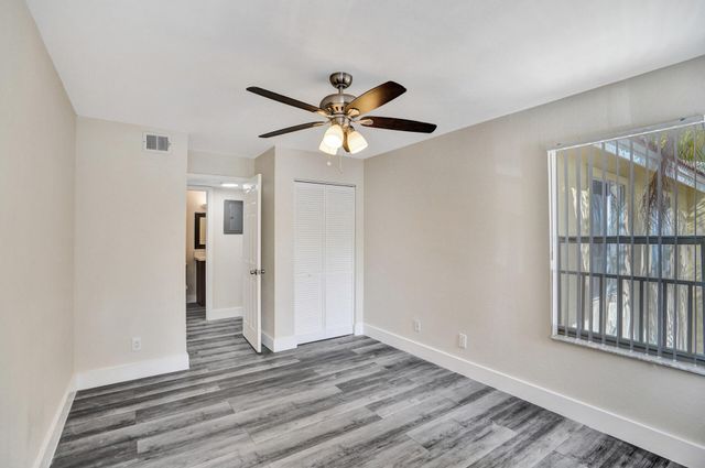 595 Vista Isles Drive 1925, Sunrise, FL 33325