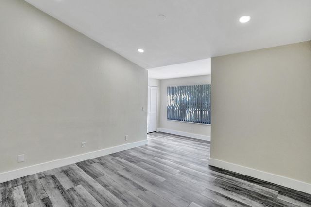 595 Vista Isles Drive 1925, Sunrise, FL 33325