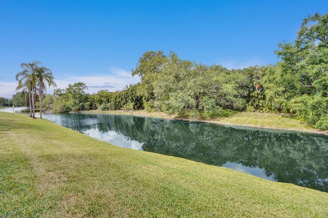 595 Vista Isles Drive 1925, Sunrise, FL 33325