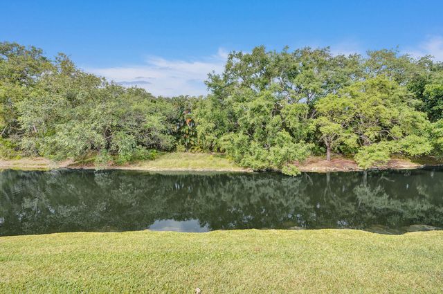 595 Vista Isles Drive 1925, Sunrise, FL 33325