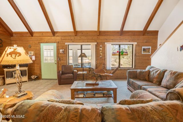 1490 AZ-83, Elgin, AZ 85611