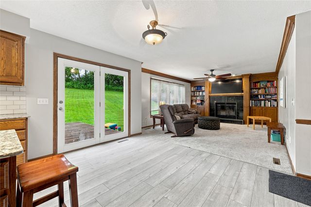 155 Orchard Court, Pleasant Hill, IA 50327