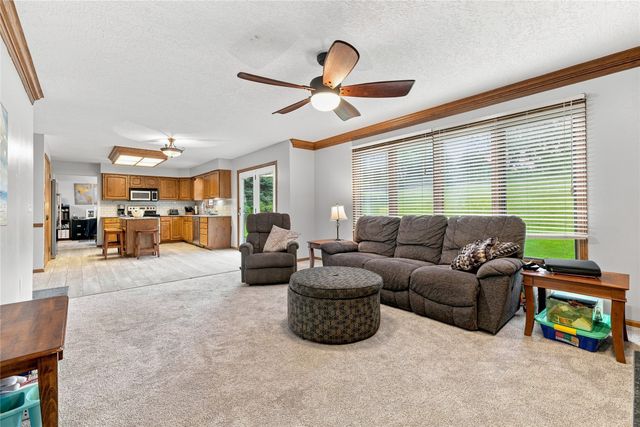 155 Orchard Court, Pleasant Hill, IA 50327