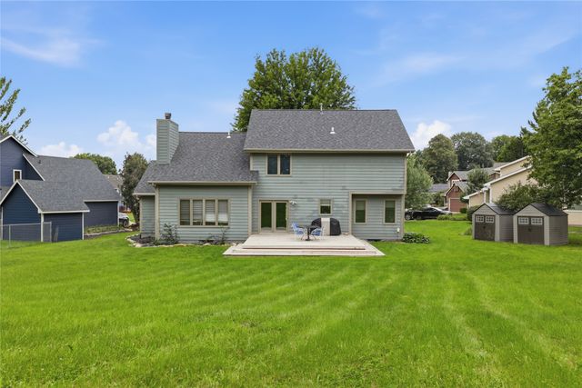 155 Orchard Court, Pleasant Hill, IA 50327